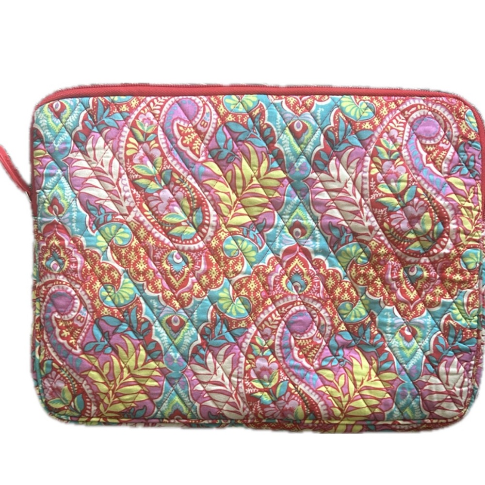 Vera Bradley Paisley Floral Quilted Laptop Computer Carrying Case